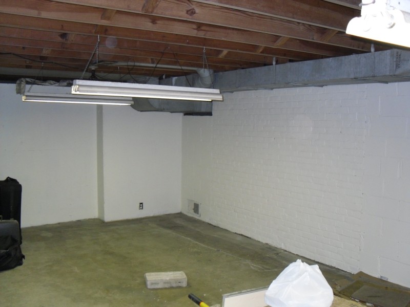 41-BasementrRecRoom.jpg