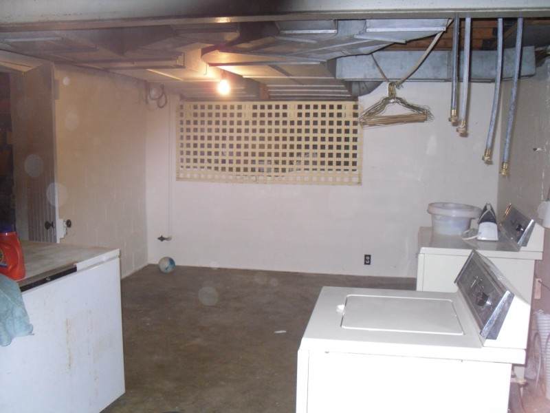 43-BasementUtilityRoom.jpg
