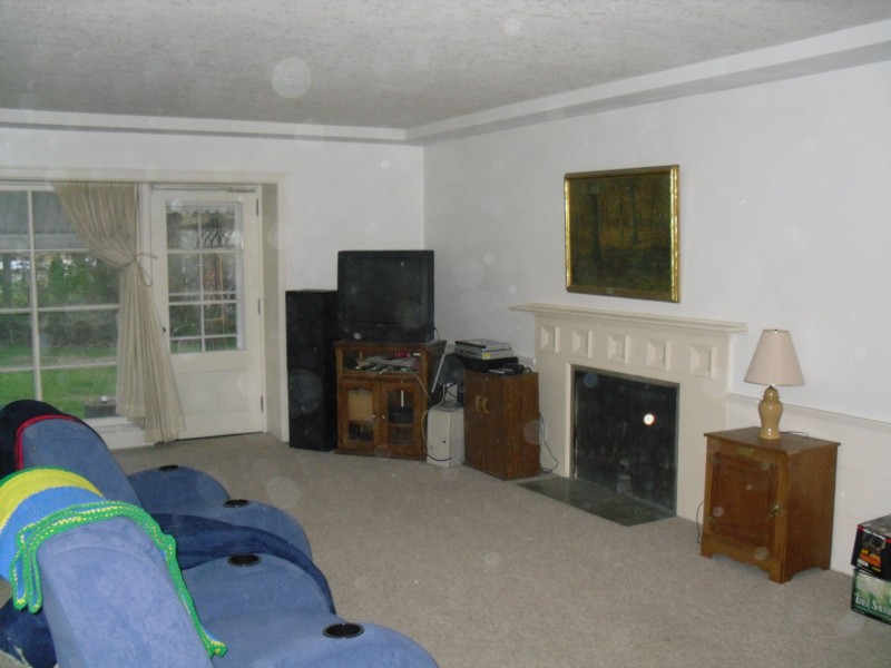 6-Family-Room.jpg